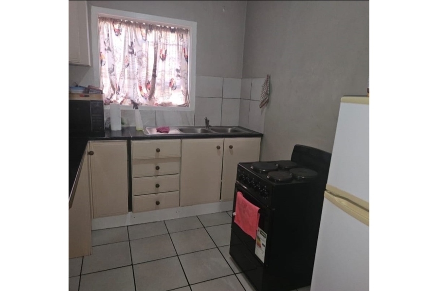 2 Bedroom Property for Sale in Floors Northern Cape